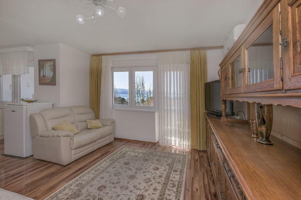 Apartment Nansy Omiš Szoba fotó